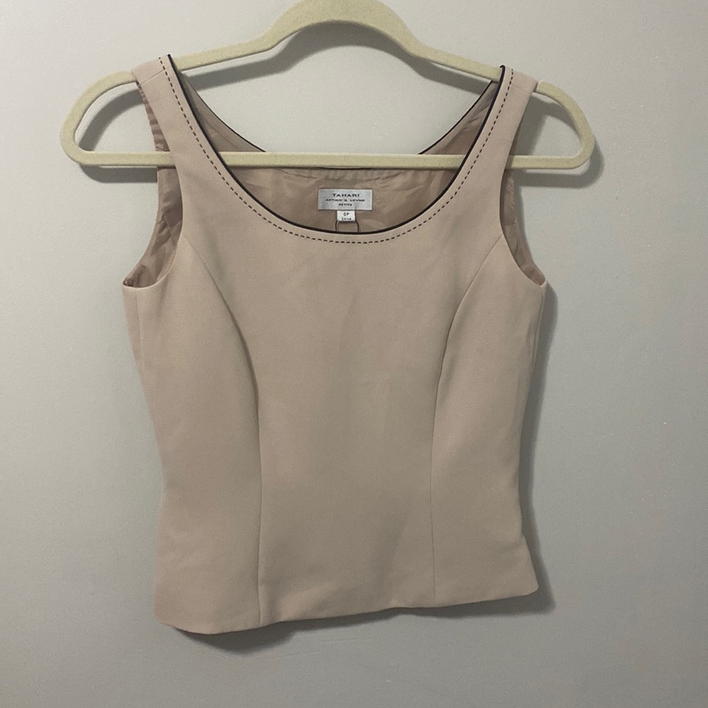 Tahari Beige Suit‎ Top